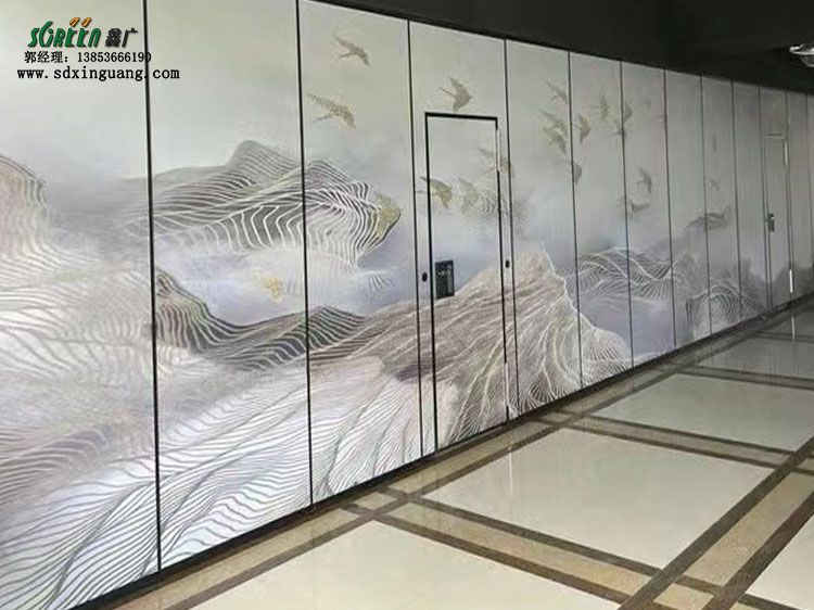 濰坊活動隔斷廠家酒店活動隔斷墻，展廳折疊推拉門，移動屏風高隔